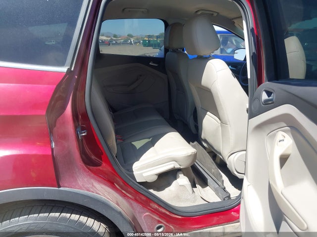 1FMCU0GX3GUB17025 Ford ESCAPE SE