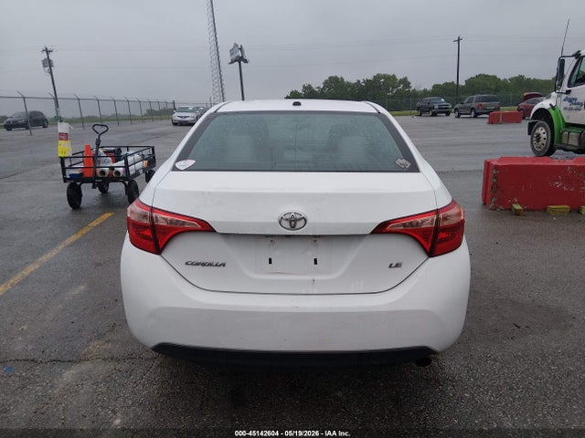 Aukcja sprzedaży 2018 Toyota Corolla Le, vin: 5YFBURHE5JP843829, numer aukcji: 45142604