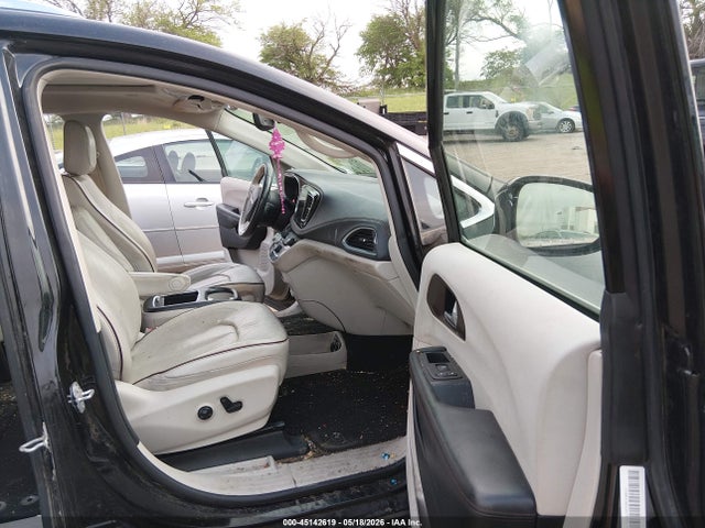 Auction sale of the 2020 Chrysler Pacifica Limited, vin: 2C4RC1GG0LR258701, lot number: 45142619