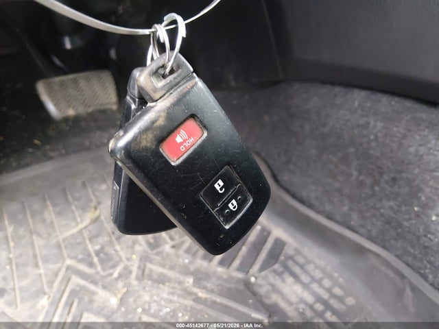 Продаж на аукціоні авто 2018 Toyota Rav4 Adventure, vin: 2T3RFREV2JW755193, номер лоту: 45142677