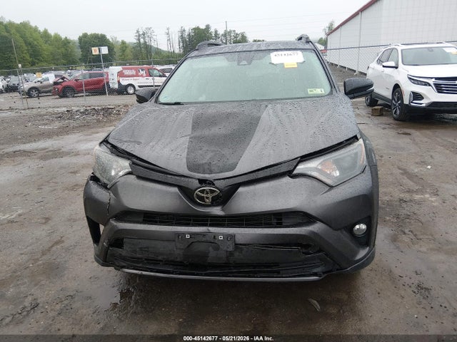Продаж на аукціоні авто 2018 Toyota Rav4 Adventure, vin: 2T3RFREV2JW755193, номер лоту: 45142677