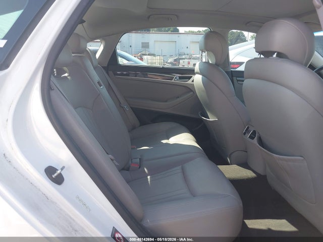 Продаж на аукціоні авто 2015 Hyundai Genesis 3.8, vin: KMHGN4JE0FU042926, номер лоту: 45142694