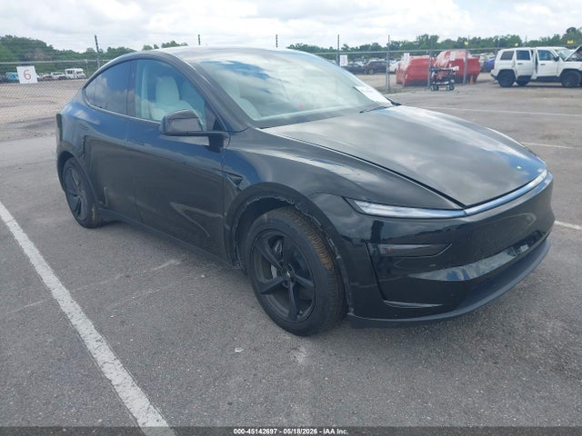 2026 Tesla Model Y მანქანა იყიდება აუქციონზე, vin: 7SAYGDED9TF529697, აუქციონის ნომერი: 45142697