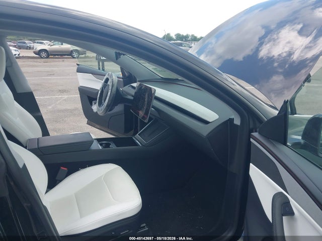 Продаж на аукціоні авто 2026 Tesla Model Y, vin: 7SAYGDED9TF529697, номер лоту: 45142697