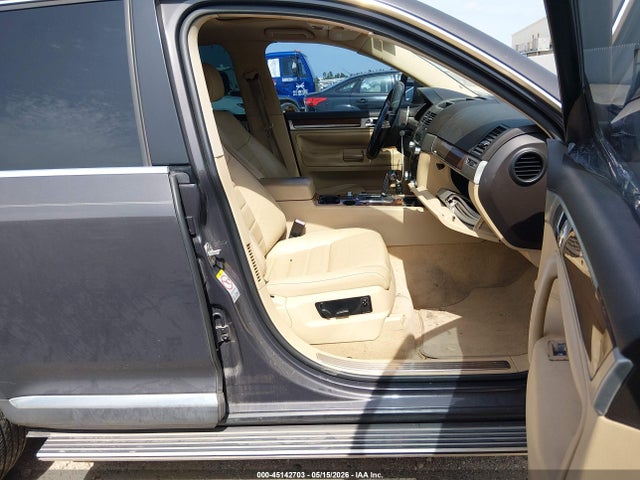 45142703 :رقم المزاد ، WVGBE77L38D001520 vin ، 2008 Volkswagen Touareg 2 Vr6 Fsi مزاد بيع