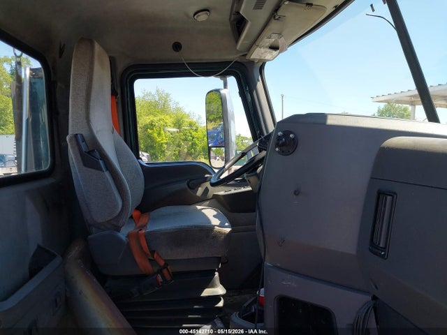 Продажа на аукционе авто 2016 Mack 600 Cxu600, vin: 1M1AW01X3GM008577, номер лота: 45142710