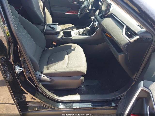JTMRWRFVXNJ055778 Toyota Rav4 Hybrid Xle