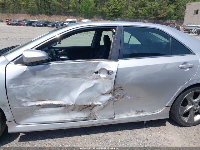 4T1BF1FKXEU393393 Toyota Camry Se Sport