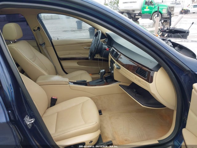 45142814 :رقم المزاد ، WBAUU3C55BA542543 vin ، 2011 Bmw 328i Xdrive مزاد بيع