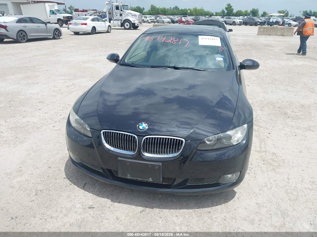 2007 Bmw 335i მანქანა იყიდება აუქციონზე, vin: WBAWB73527P036131, აუქციონის ნომერი: 45142817