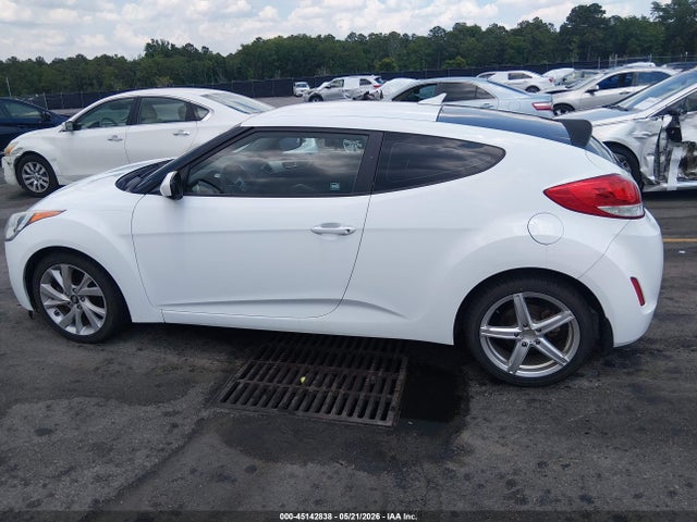 45142838 :رقم المزاد ، KMHTC6AD6GU256182 vin ، 2016 Hyundai Veloster مزاد بيع