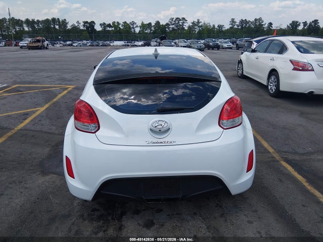 45142838 :رقم المزاد ، KMHTC6AD6GU256182 vin ، 2016 Hyundai Veloster مزاد بيع