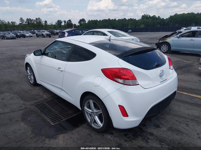 45142838 :رقم المزاد ، KMHTC6AD6GU256182 vin ، 2016 Hyundai Veloster مزاد بيع