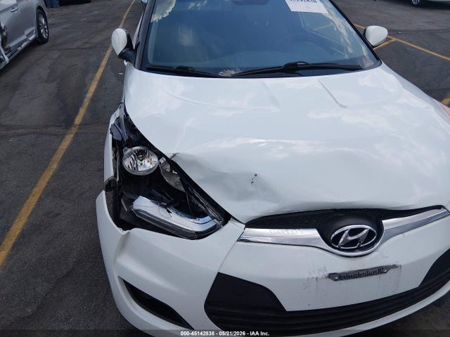 45142838 :رقم المزاد ، KMHTC6AD6GU256182 vin ، 2016 Hyundai Veloster مزاد بيع
