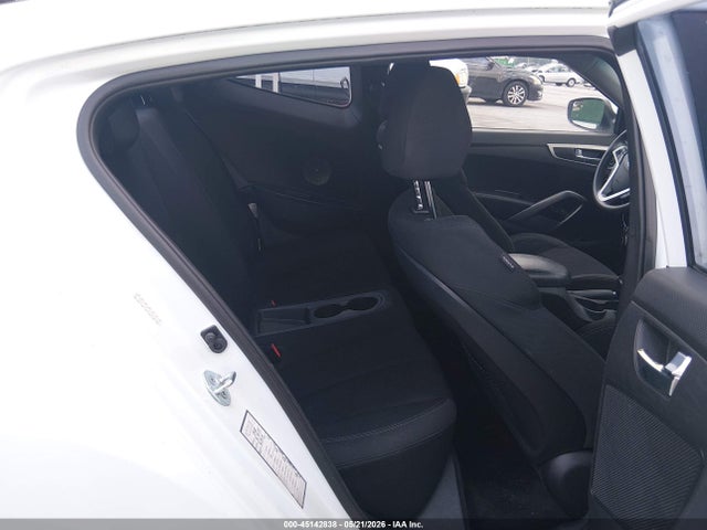 45142838 :رقم المزاد ، KMHTC6AD6GU256182 vin ، 2016 Hyundai Veloster مزاد بيع