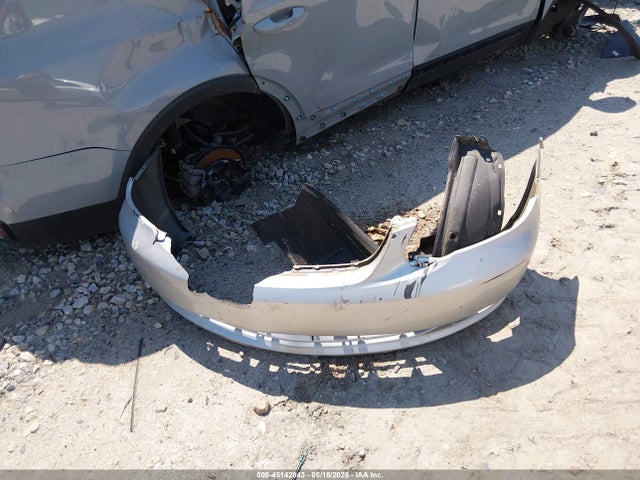 45142843 :رقم المزاد ، 1NXBR32E85Z555346 vin ، 2005 Toyota Corolla Le مزاد بيع