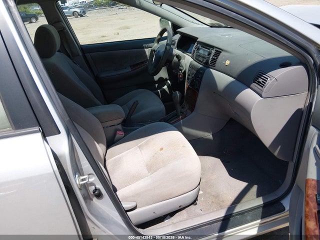 45142843 :رقم المزاد ، 1NXBR32E85Z555346 vin ، 2005 Toyota Corolla Le مزاد بيع