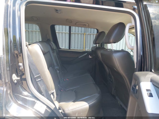 45142869 :رقم المزاد ، 5N1AR1NB2BC630514 vin ، 2011 Nissan Pathfinder Silver مزاد بيع