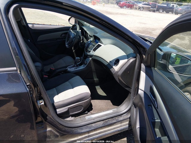 1G1PC5SG6G7207581 Chevrolet Cruze Limited Ls Auto