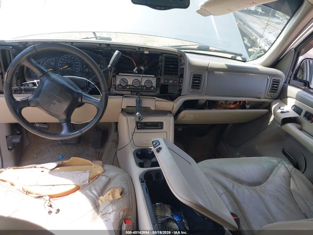 2000 Gmc Yukon Xl 1500 Slt მანქანა იყიდება აუქციონზე, vin: 3GKEC16T1YG119594, აუქციონის ნომერი: 45142894