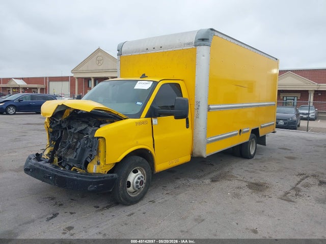 45142897 :رقم المزاد ، 1GD37TCGXH1905284 vin ، 2017 Gmc Savana Cutaway Work Van مزاد بيع