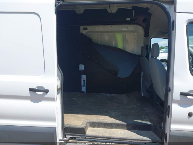 45142901 :رقم المزاد ، 1FTYR2XM5JKA54641 vin ، 2018 Ford Transit-250 مزاد بيع