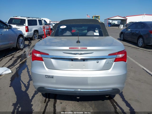 45142954 :رقم المزاد ، 1C3BCBEB0CN229554 vin ، 2012 Chrysler 200 Touring مزاد بيع