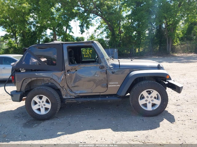 1C4AJWAG9HL664940 Jeep Wrangler Sport 4x4