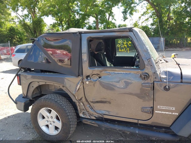 1C4AJWAG9HL664940 Jeep Wrangler Sport 4x4