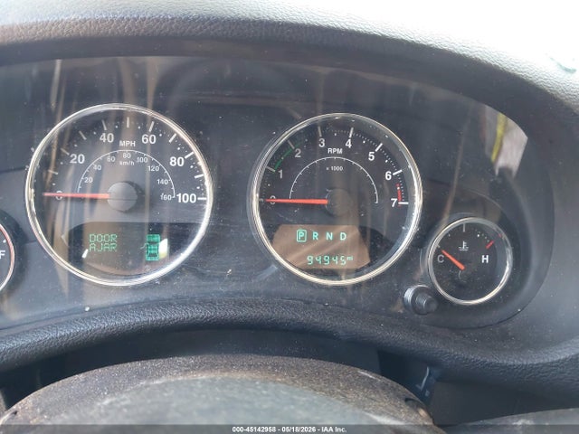 1C4AJWAG9HL664940 Jeep Wrangler Sport 4x4