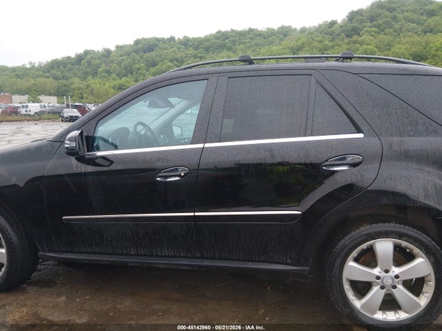 2011 Mercedes-benz Ml 350 4matic მანქანა იყიდება აუქციონზე, vin: 4JGBB8GBXBA712808, აუქციონის ნომერი: 45142960