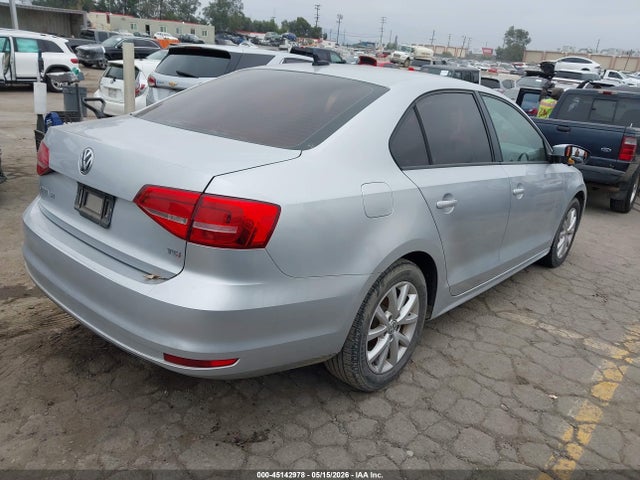 3VWD17AJ4FM261357 Volkswagen Jetta 1.8t Se