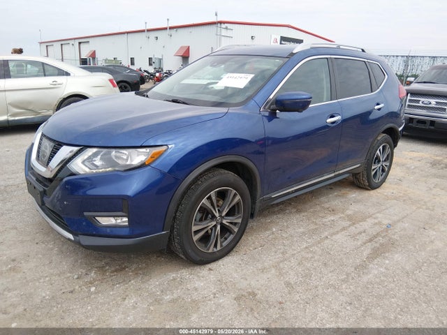 Nissan Rogue Sl 2017 5N1AT2MV4HC894748 Image 2