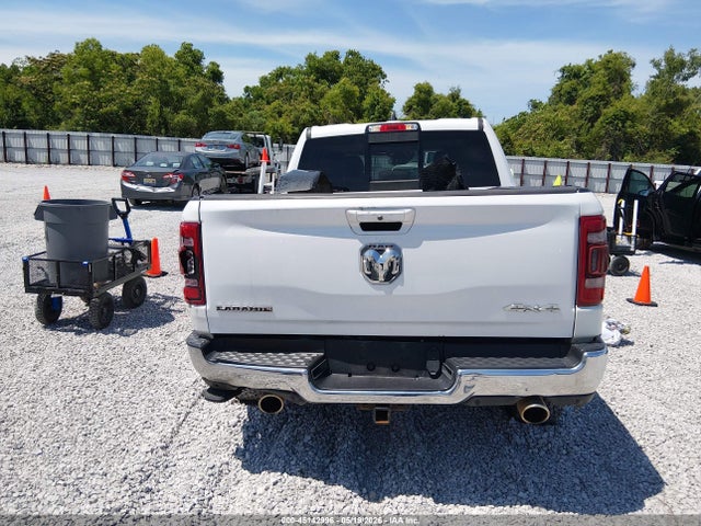 45142996 :رقم المزاد ، 1C6SRFJT6MN811408 vin ، 2021 Ram 1500 Laramie  4x4 5'7 Box مزاد بيع