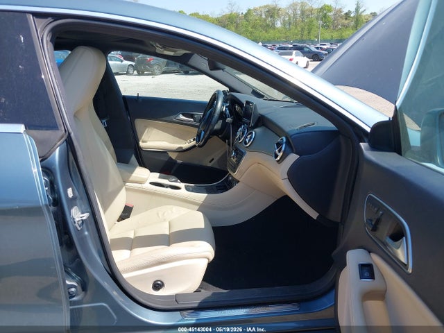 Продажа на аукционе авто 2014 Mercedes-benz Cla 250, vin: WDDSJ4EB1EN069268, номер лота: 45143004