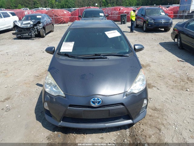 45143007 :رقم المزاد ، JTDKDTB31E1064121 vin ، 2014 Toyota Prius C Two مزاد بيع