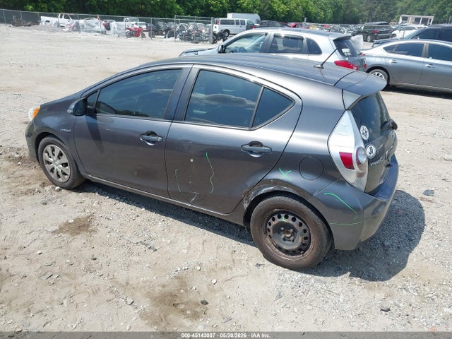 45143007 :رقم المزاد ، JTDKDTB31E1064121 vin ، 2014 Toyota Prius C Two مزاد بيع