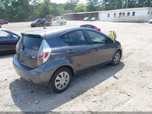 45143007 :رقم المزاد ، JTDKDTB31E1064121 vin ، 2014 Toyota Prius C Two مزاد بيع