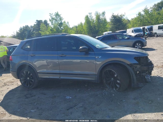 3VV2B7AX9MM089532 Volkswagen Tiguan 2.0t Se/2.0t Se R-line Black/2.0t Sel