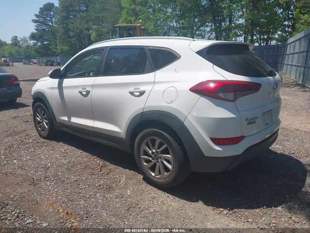 45143164 :رقم المزاد ، KM8J3CA49GU130677 vin ، 2016 Hyundai Tucson Se مزاد بيع