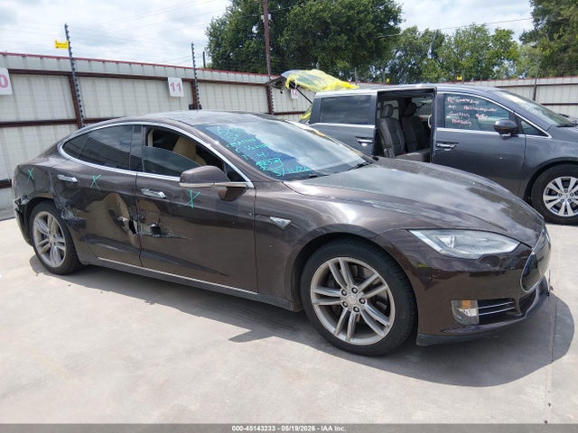 Aukcja sprzedaży 2013 Tesla Model S, vin: 5YJSA1AC3DFP10084, numer aukcji: 45143233
