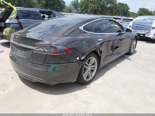 Aukcja sprzedaży 2013 Tesla Model S, vin: 5YJSA1AC3DFP10084, numer aukcji: 45143233