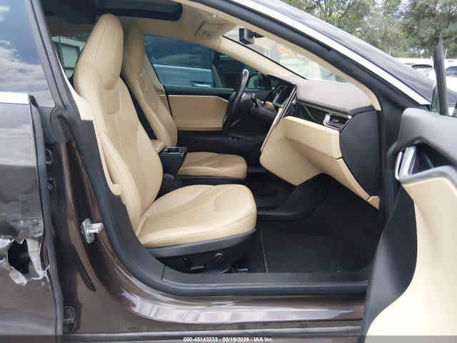 Aukcja sprzedaży 2013 Tesla Model S, vin: 5YJSA1AC3DFP10084, numer aukcji: 45143233