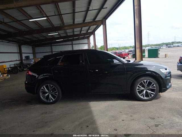 2021 Audi Q8 Premium 55 Tfsi Quattro Tiptronic მანქანა იყიდება აუქციონზე, vin: WA1AVAF16MD016899, აუქციონის ნომერი: 45143255