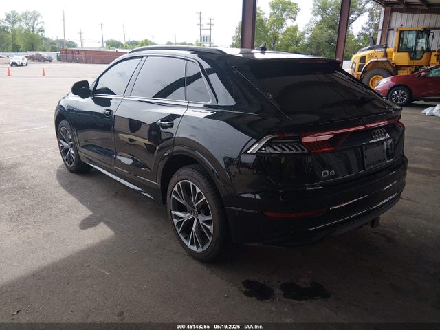 2021 Audi Q8 Premium 55 Tfsi Quattro Tiptronic მანქანა იყიდება აუქციონზე, vin: WA1AVAF16MD016899, აუქციონის ნომერი: 45143255