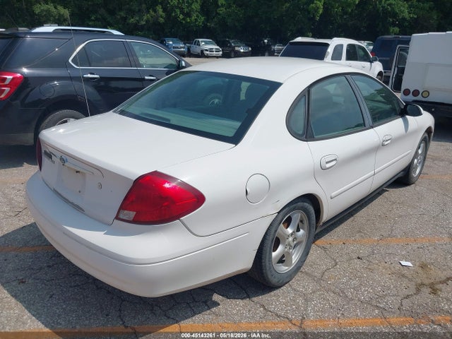 45143261 :رقم المزاد ، 1FAFP55U22G194495 vin ، 2002 Ford Taurus Ses مزاد بيع