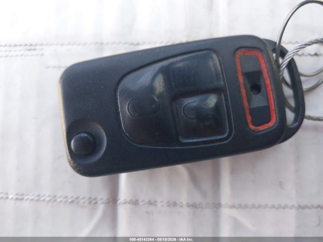 45143264 :رقم المزاد ، WDBKK65F91F217028 vin ، 2001 Mercedes-benz Slk 320 مزاد بيع