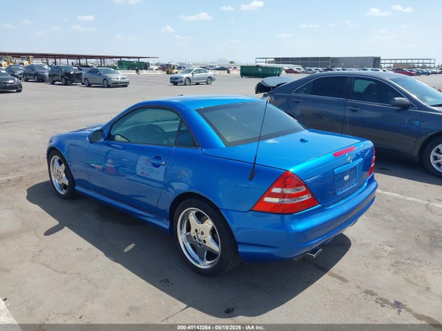 45143264 :رقم المزاد ، WDBKK65F91F217028 vin ، 2001 Mercedes-benz Slk 320 مزاد بيع
