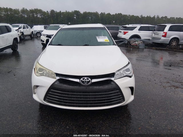 Продажа на аукционе авто 2016 Toyota Camry Le, vin: 4T1BF1FK3GU152701, номер лота: 45143267