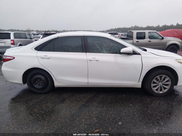 Продажа на аукционе авто 2016 Toyota Camry Le, vin: 4T1BF1FK3GU152701, номер лота: 45143267